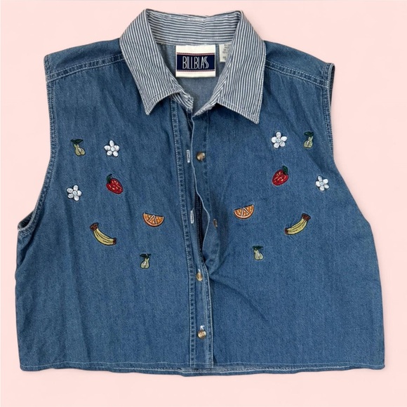 Bill Blass Blue Denim Sleeveless Top with Embroidered Fruits Vintage - Picture 1 of 3